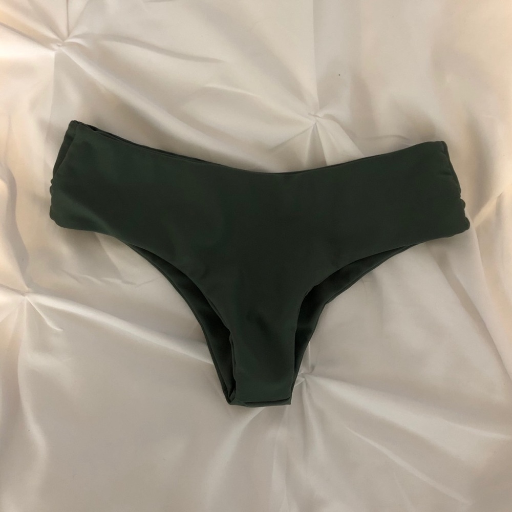 MIKOH bottom